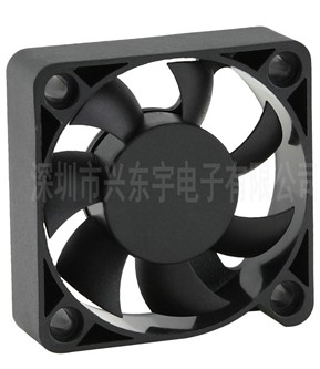 “學(xué)以致用”舞臺(tái)燈光散熱風(fēng)扇基本工作原理！